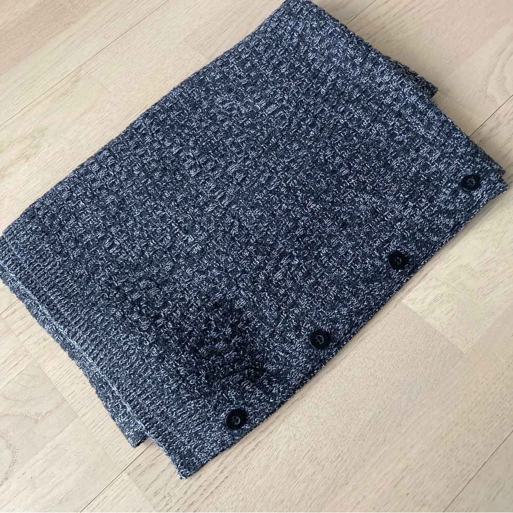 🌻5 for $10 bundle🌻 Knitted scarf